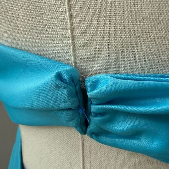 Vintage Y2K Masquerade Turquoise Blue Cinderella Gown Formal Dress 7 8 - Picture 5 of 12